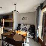 Apartment Au Pied Des Pistes Avec Acces Prive Par Son Balcon