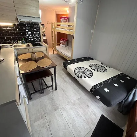Apartment Au Pied Des Pistes Avec Acces Prive Par Son Balcon Laveissière